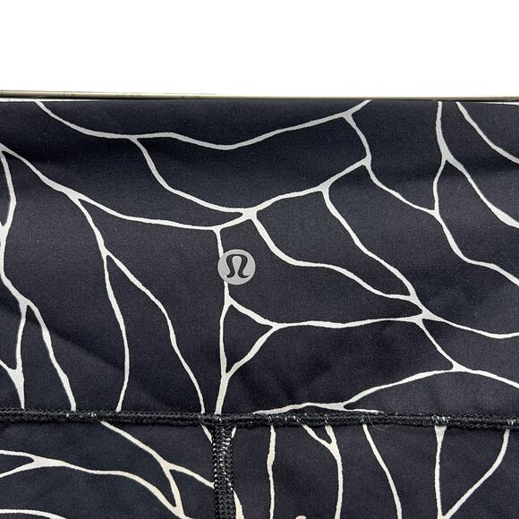 Lululemon‎ Wunder Under Hi-Rise 1/2 Tight 17" Radiate Rose Alpine White Black - Picture 7 of 9